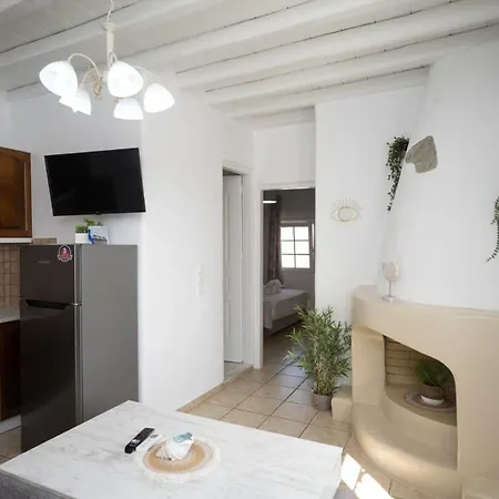 1 Bd Gorgeous Rustic Cave With Dreamy Shared Pool Apartment